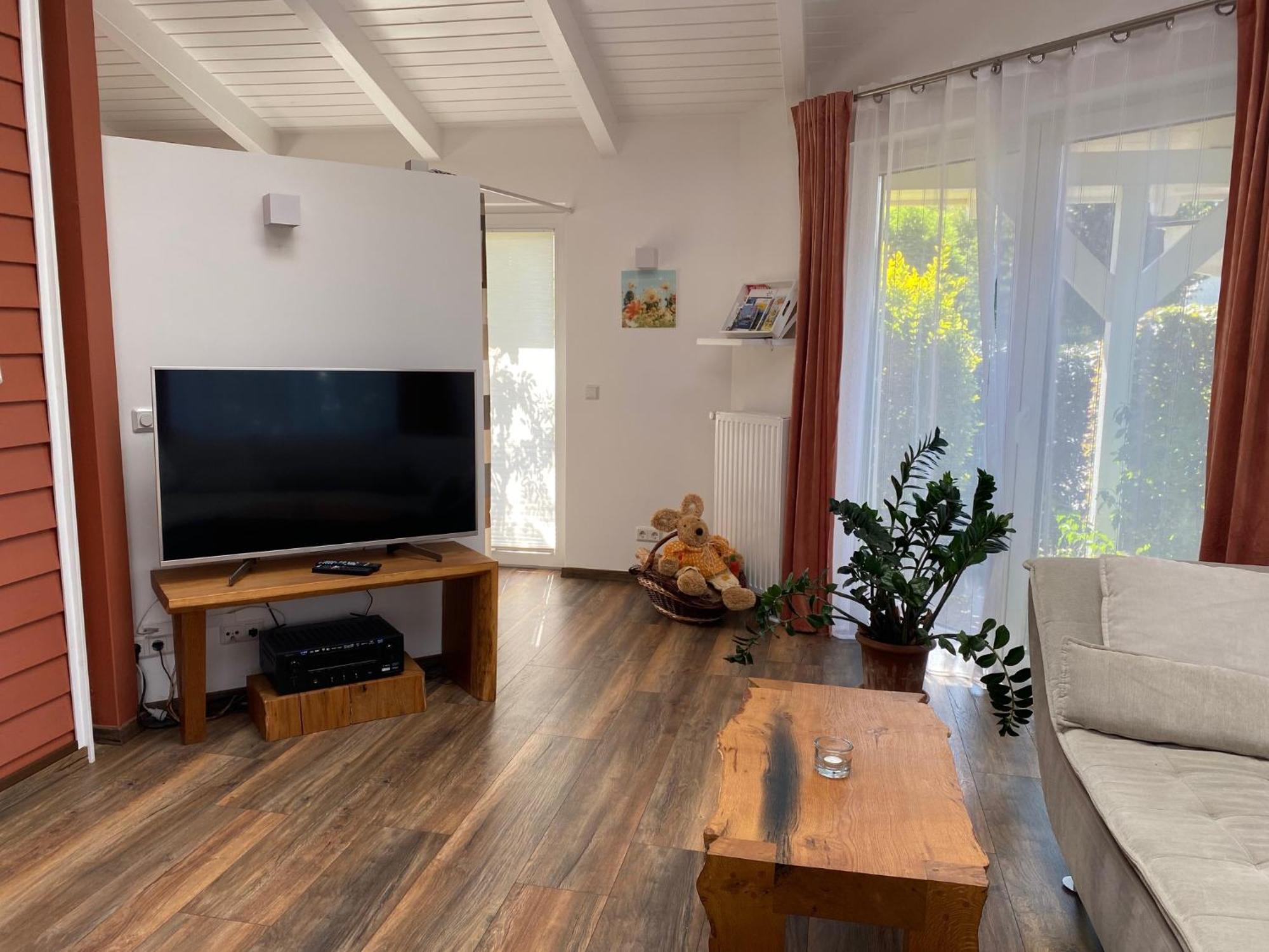 Moderne Ferienwohnung Mit Kamin U Garten Im Eg 100Qm Naehe Weser Und Golfplatz Achim Eksteriør billede