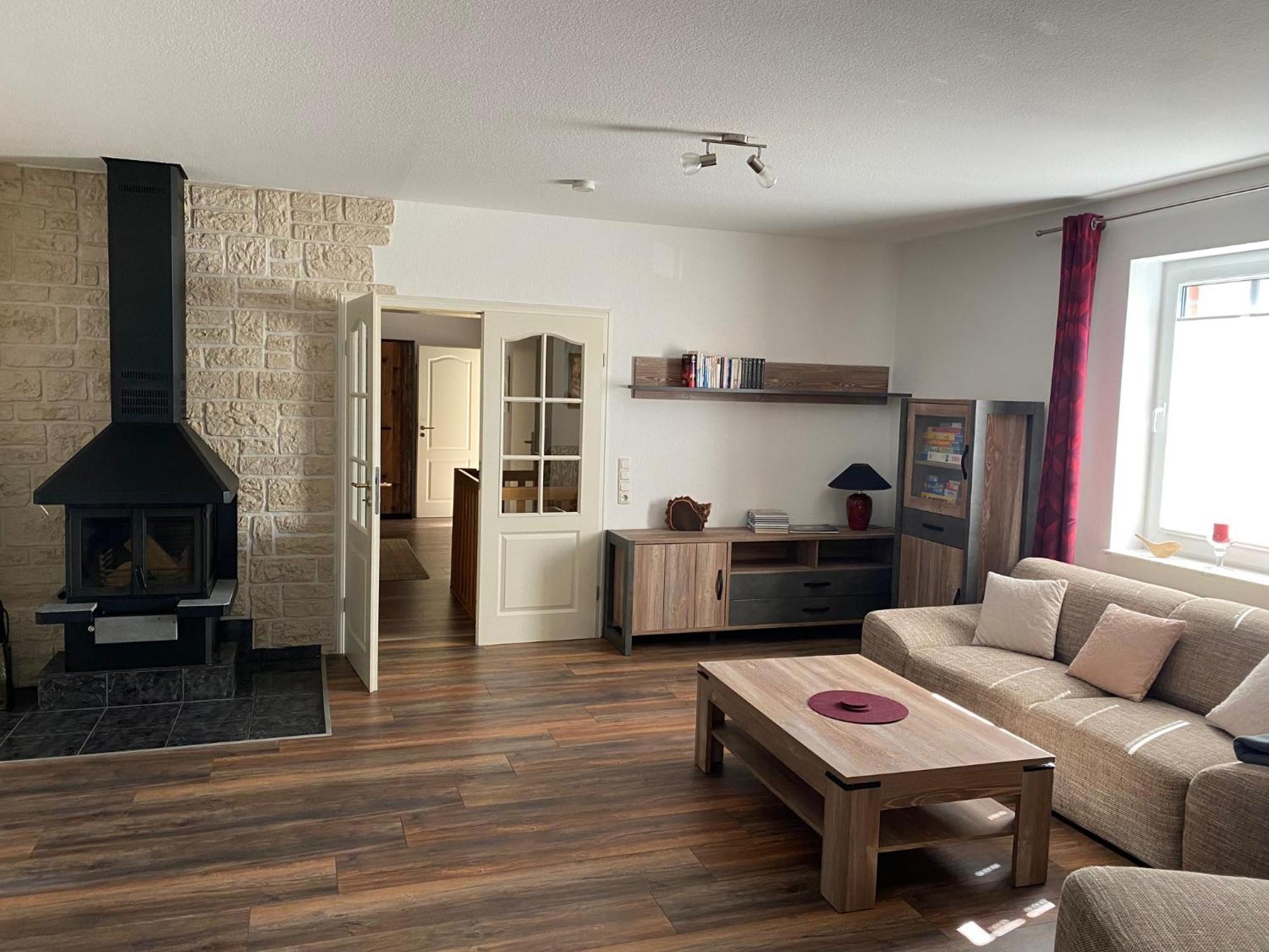 Moderne Ferienwohnung Mit Kamin U Garten Im Eg 100Qm Naehe Weser Und Golfplatz Achim Eksteriør billede